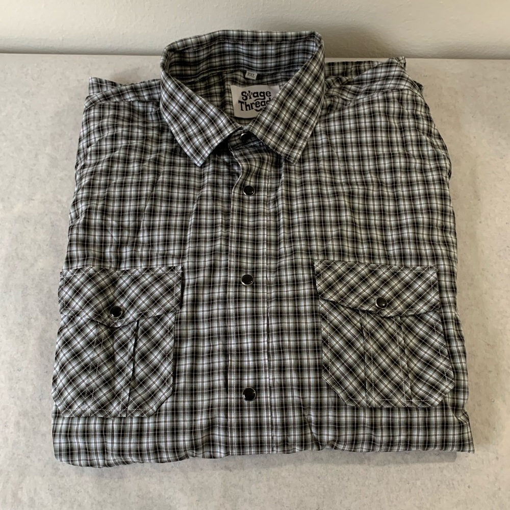 button up men’s long sleeve shirt! ✨New w/o tags✨